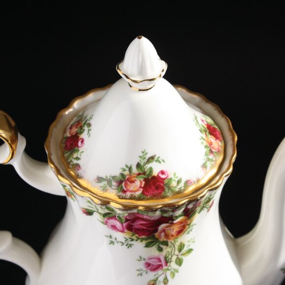 Vintage Old Country Roses Royal Albert Bone China coffee pot - Picture 3 of 8